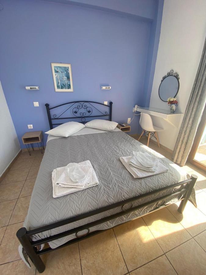 Stella Nomikou Apartments Firostefani Exteriör bild