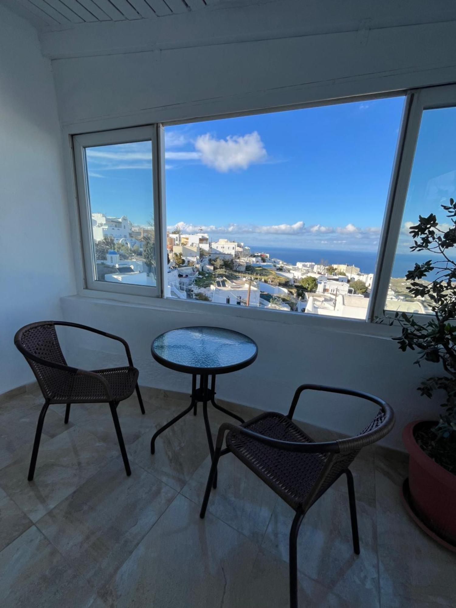 Stella Nomikou Apartments Firostefani Exteriör bild